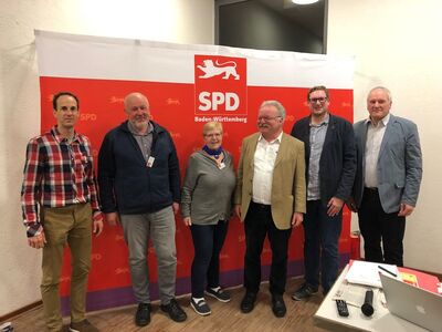 V.l.n.r. R. Seelieb, W. Hassfeld, U. Beckhaus, unser Referent Anton Frey, H. Schröder und M. Mangold